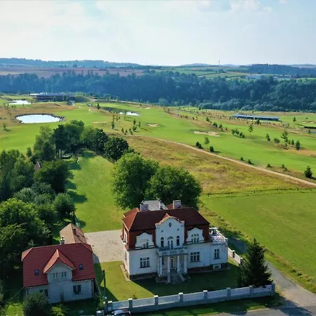 Villa Manicka Kácov